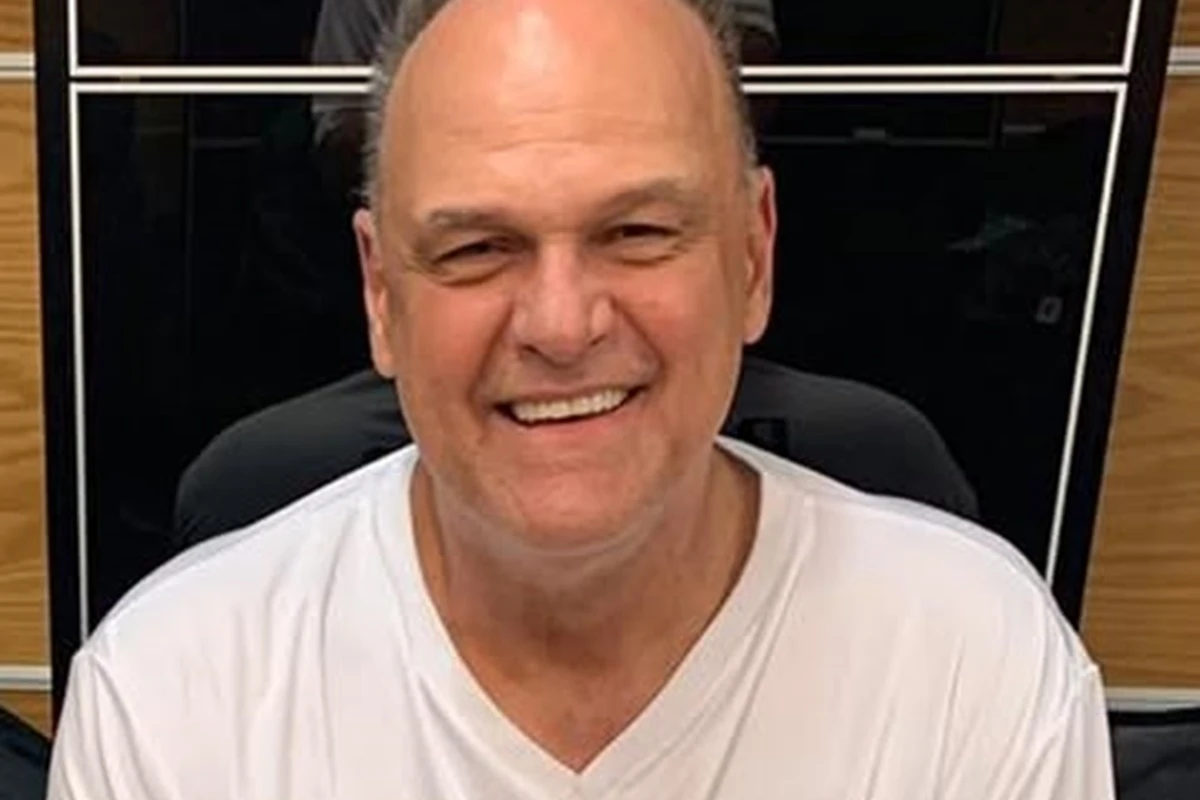 1 de 1 Equipe de Oscar Schmidt se manifesta após internação do ex-atleta - Metrópoles - Foto:...