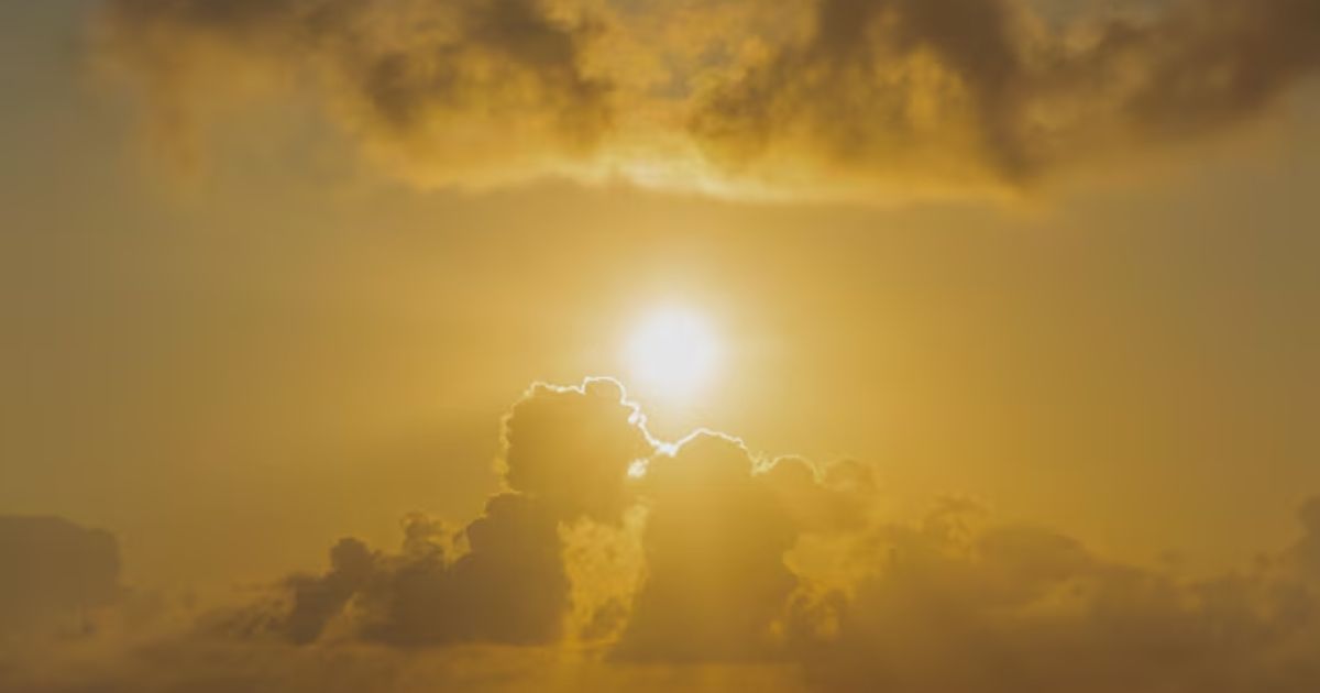 Tempo no feriadÃ£o deve ser de sol em vÃ¡rias regiÃµes de Santa CatarinaFoto: Freepik/ND Mais