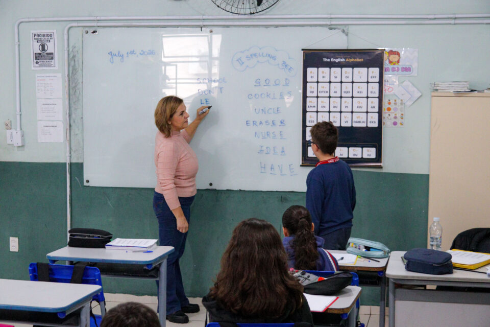Final de Soletração mobiliza estudantes da EBM Albertina Krummel Maciel – Prefeitura Municipa...