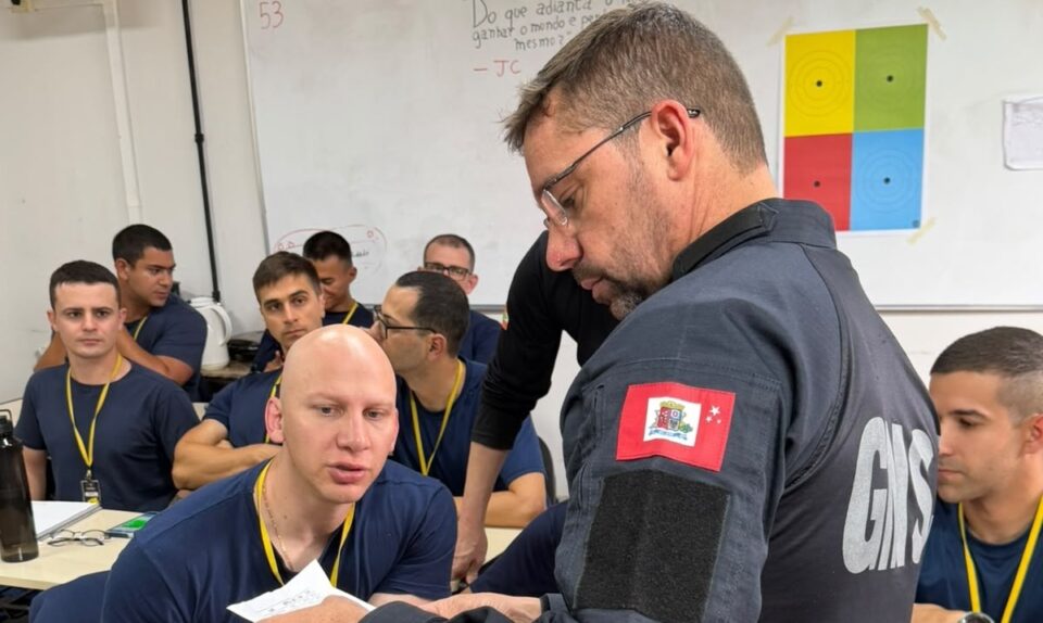 Novos guardas de São José avançam na formação e aprendem a operar sistema de ocorrências  ...