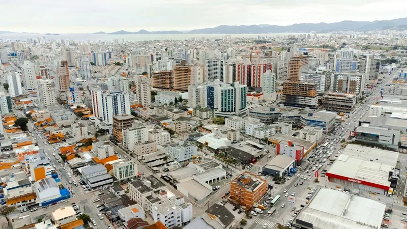 Fundesj visita condomínios de São José para convidar síndicos para encontro sobre violência ...