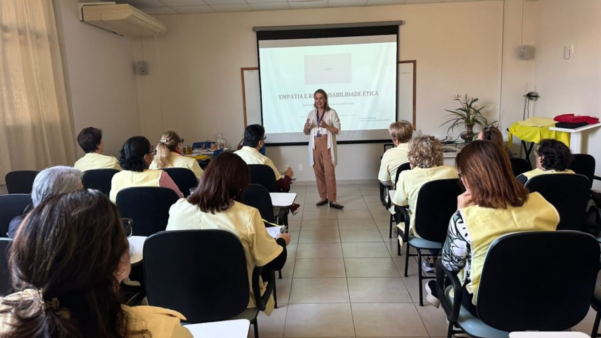 Capacitação da Fundesj fortalece preparo emocional de voluntários e colaboradores da Avos – ...