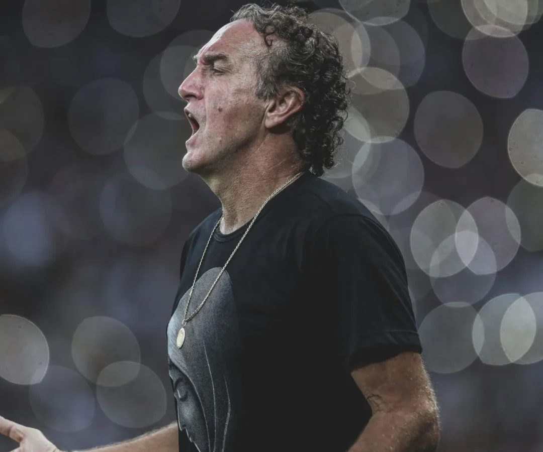 Cuca é o novo treinador do Santos. | Foto: Pedro Souza / Atlético/ Reprodução SCC 10