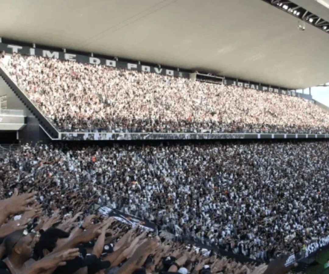 Oito foragidos são presos em jogo do Corinthians.| Foto: Reprodução José Manoel Idalgo/ Ag. C...