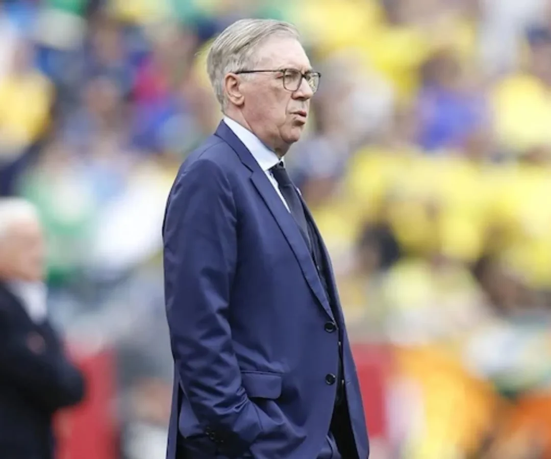 Raphinha-e-Wesley-sao-cortados-da-Selecao-por-lesao