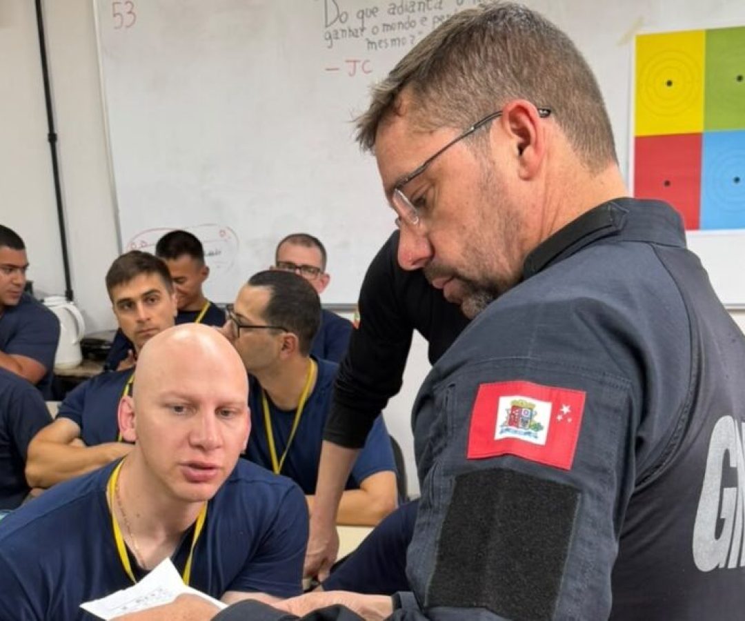 Novos guardas de São José avançam na formação e aprendem a operar sistema de ocorrências  ...