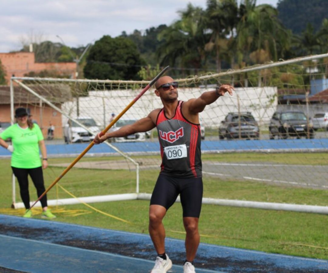 Atleta de São José conquista ouro no arremesso de dardo e amplia destaque no Estadual Master de...