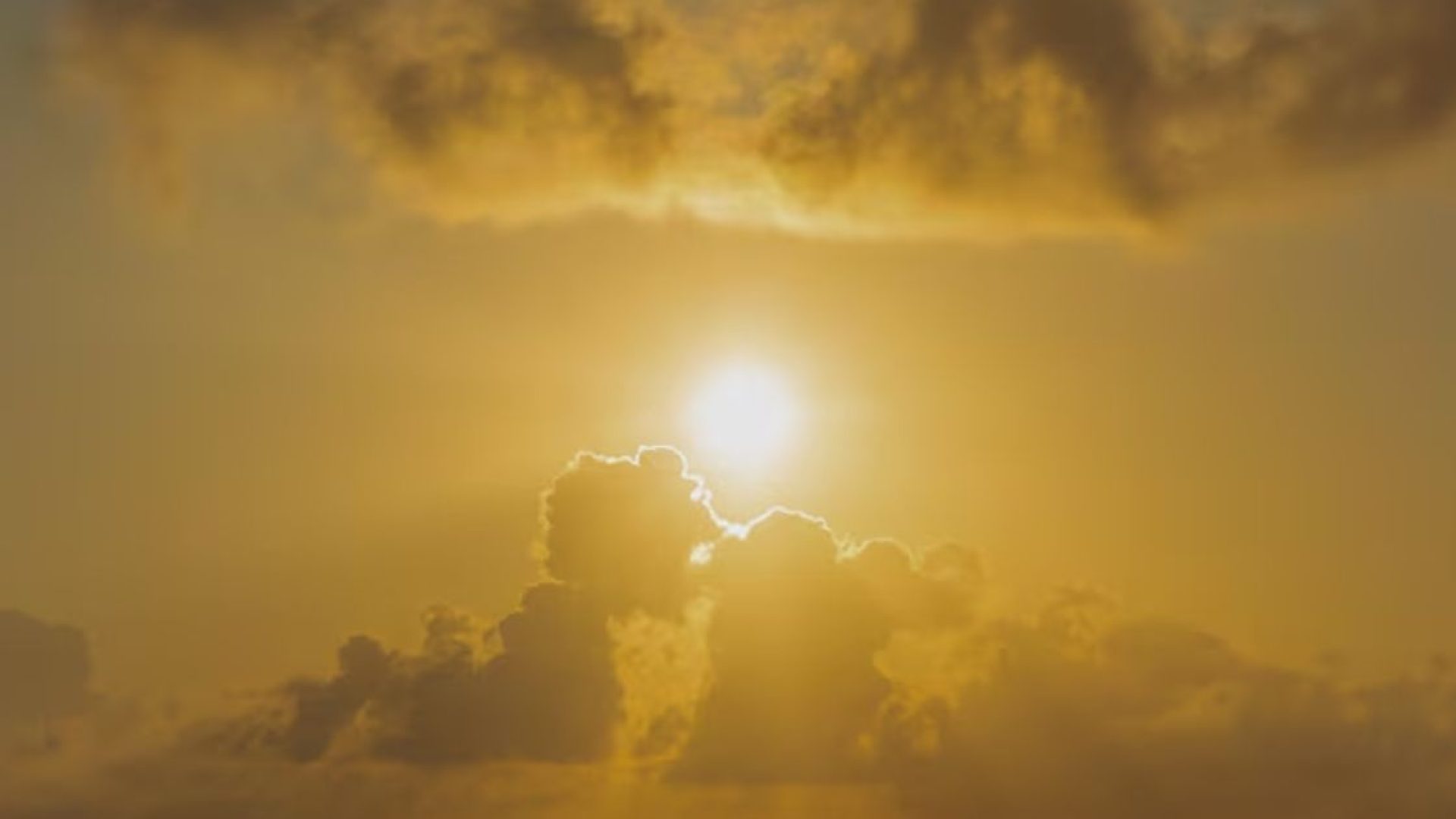 Tempo no feriadÃ£o deve ser de sol em vÃ¡rias regiÃµes de Santa CatarinaFoto: Freepik/ND Mais