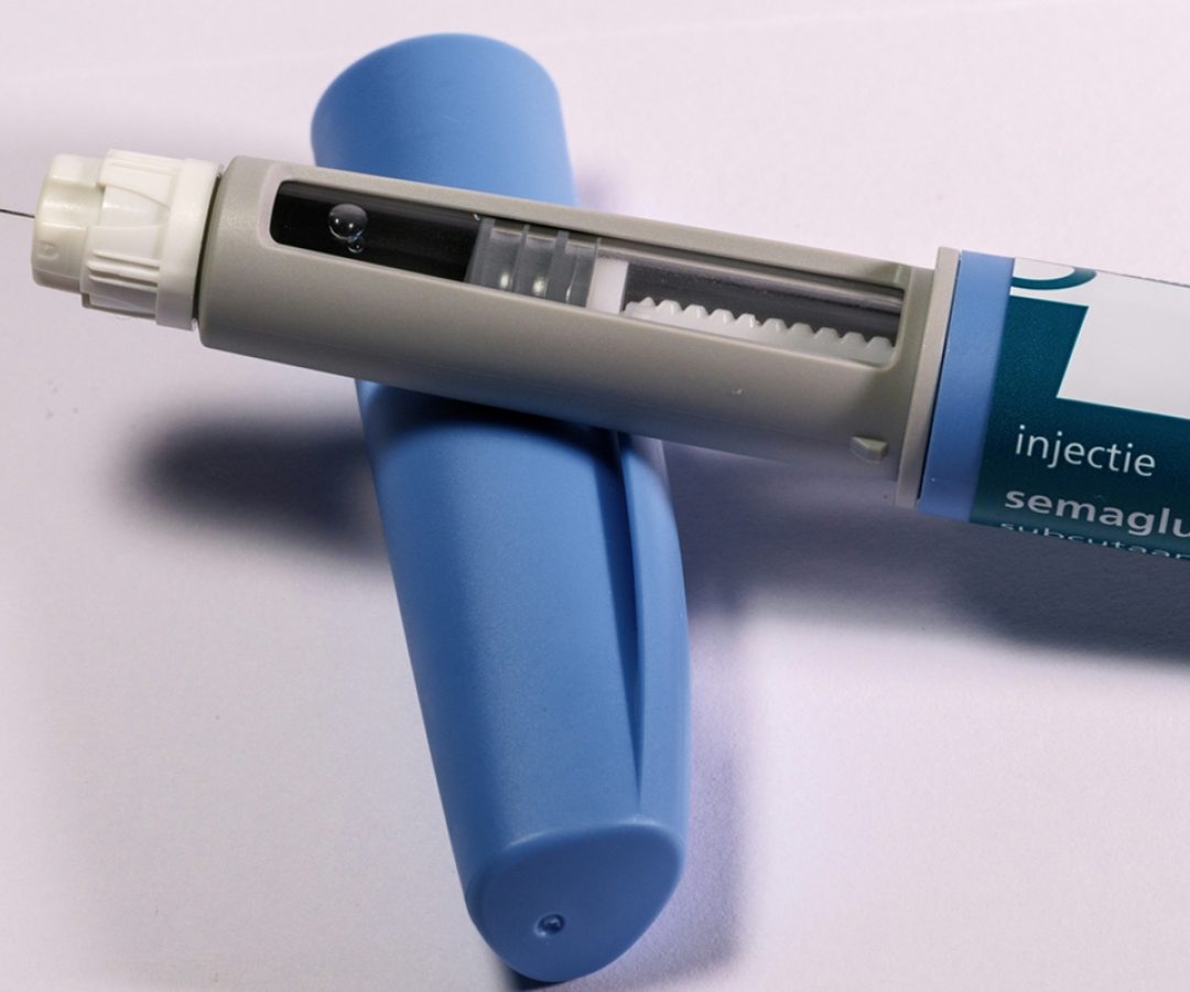 1 de 1 Imagem mostra uma caneta emagrecedora de perto, aberta, e com a agulha encaixada - Metróp...