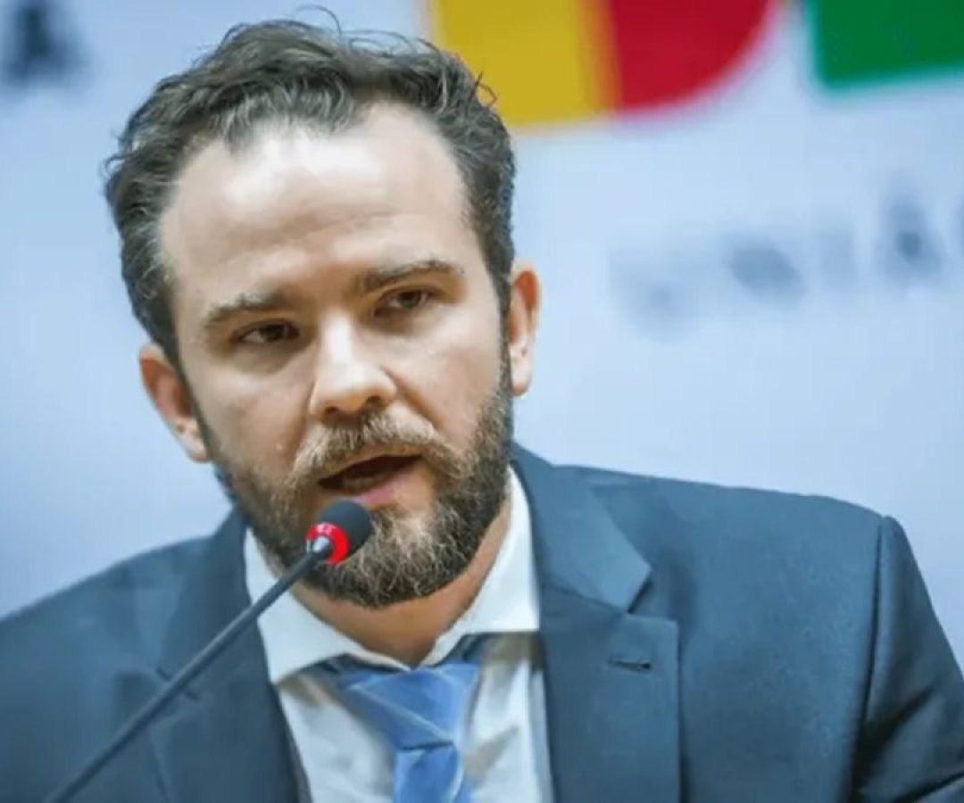 Montagem feita com imagens da PR e do MF/ND Mais