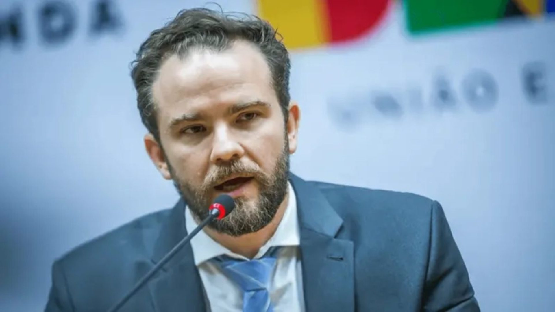 Montagem feita com imagens da PR e do MF/ND Mais