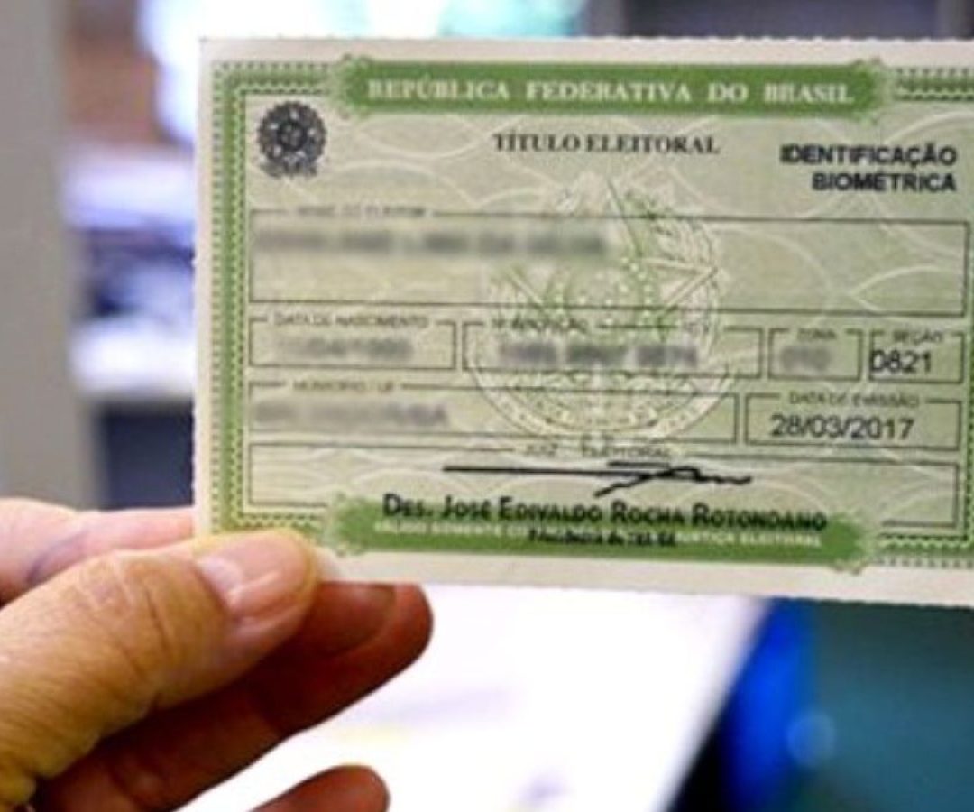 ReproduÃ§Ã£o/@carolinedetoni/Redes sociais
